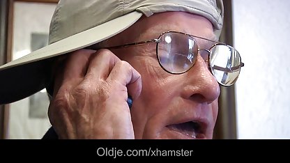 ドイツの成熟した民間Swingersクラブ 鈴木 一徹 無 修正