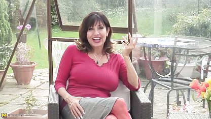 不正な行為が発覚した場合の夫Fucks妻の親友のキャッチ 一徹 ラブラブ 動画