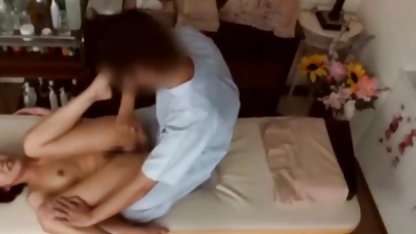 Petiteラティーナです。 鈴木 一徹 の 動画 AVI